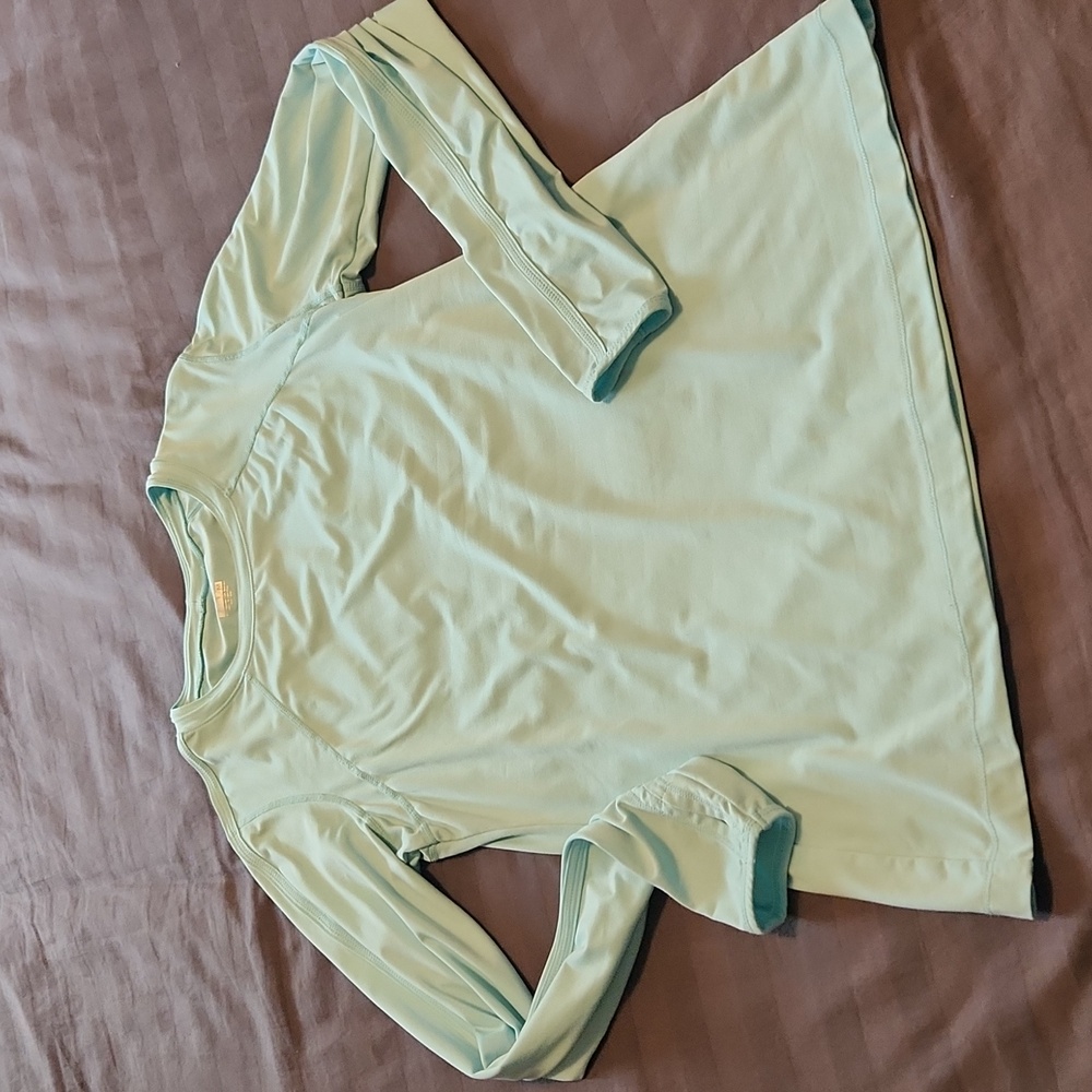 Ladies Hind yoga top, size M